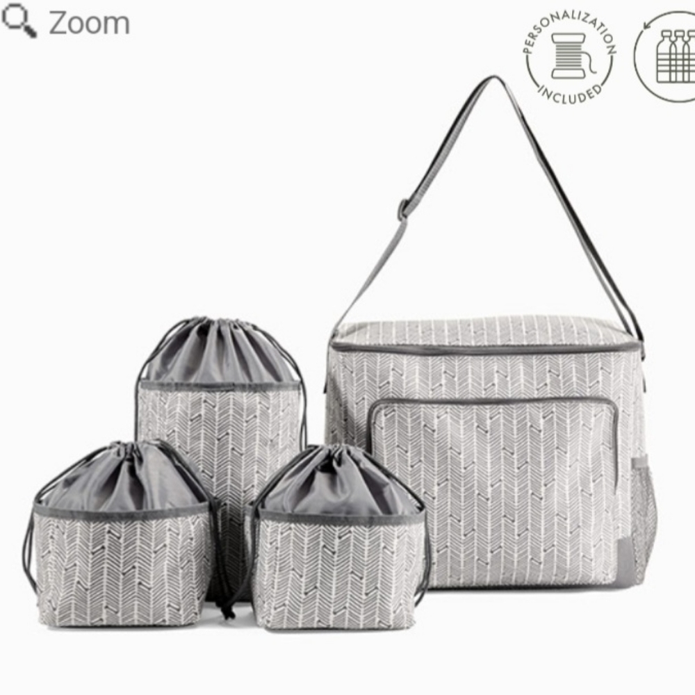 Thirty-One Gifts Pet Travel Set in Herringbone